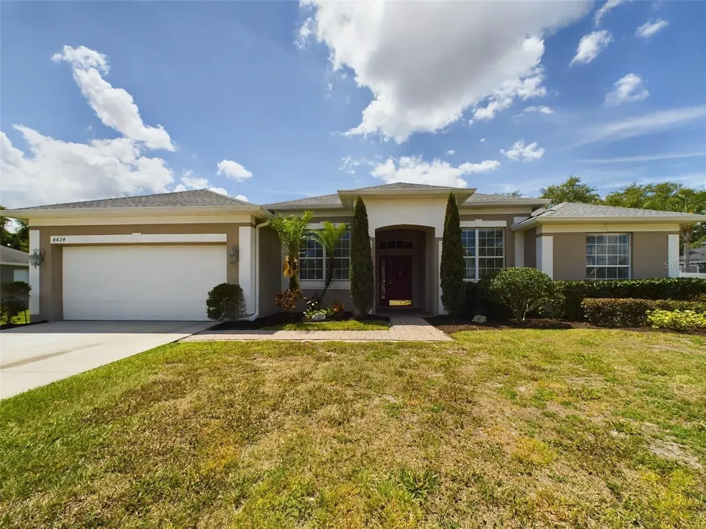 4824 Lakes Edge Lane Kissimmee FL 34744