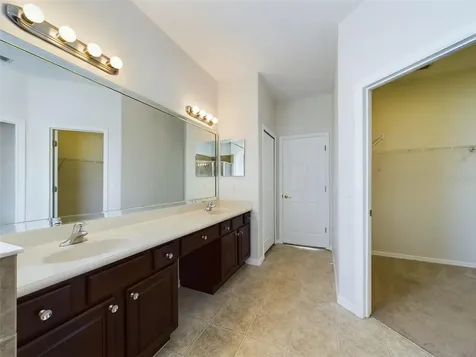 4824 Lakes Edge Lane Kissimmee FL 34744