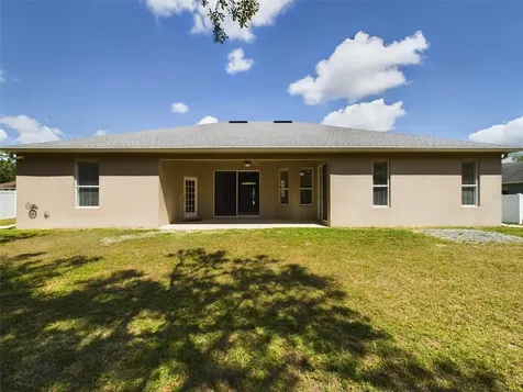 4824 Lakes Edge Lane Kissimmee FL 34744