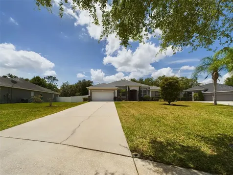 4824 Lakes Edge Lane Kissimmee FL 34744