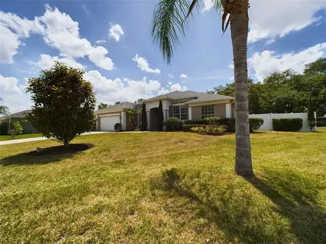 4824 Lakes Edge Lane Kissimmee FL 34744