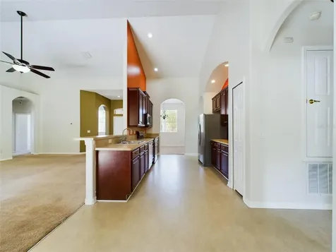 4824 Lakes Edge Lane Kissimmee FL 34744