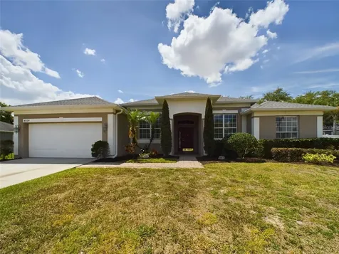 4824 Lakes Edge Lane Kissimmee FL 34744