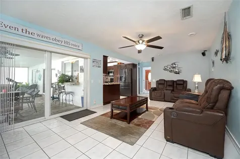 1728 Lagoon Court Lakeland FL 33803