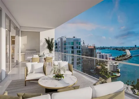 555 Quay Common Sarasota FL 34236
