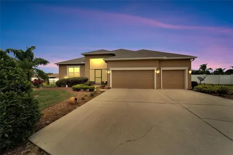 2812 Blackwater Creek Drive Lakeland FL 33810
