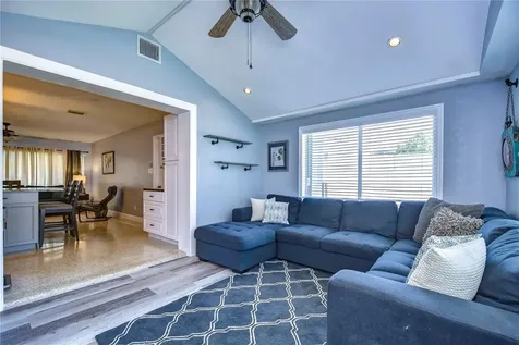 5635 24th Avenue N St Petersburg FL 33710