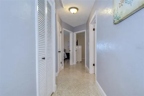 5635 24th Avenue N St Petersburg FL 33710