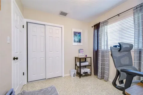 5635 24th Avenue N St Petersburg FL 33710