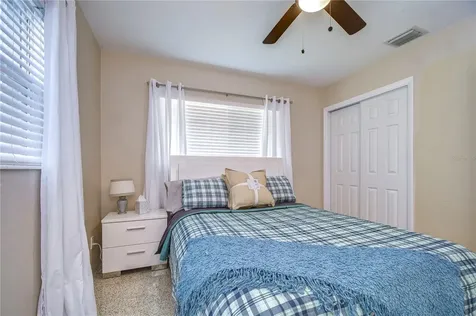 5635 24th Avenue N St Petersburg FL 33710