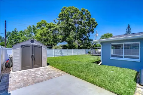 5635 24th Avenue N St Petersburg FL 33710