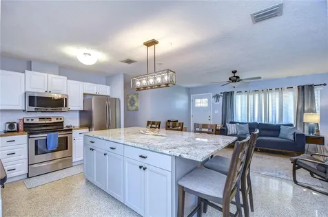 5635 24th Avenue N St Petersburg FL 33710