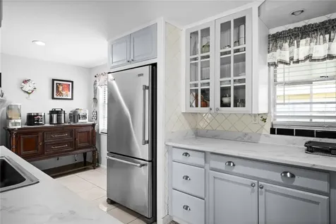 10116 Enchanted Oaks Court Tampa FL 33615