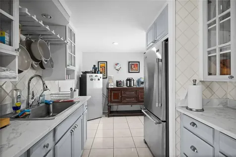 10116 Enchanted Oaks Court Tampa FL 33615