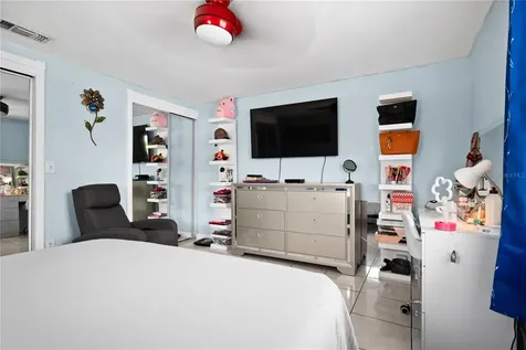 10116 Enchanted Oaks Court Tampa FL 33615