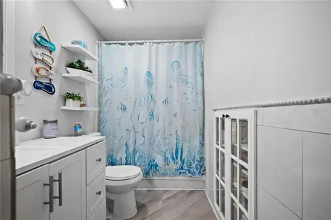 10116 Enchanted Oaks Court Tampa FL 33615