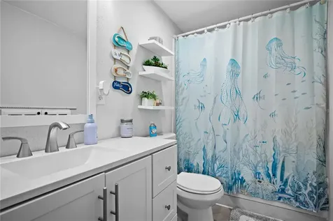 10116 Enchanted Oaks Court Tampa FL 33615
