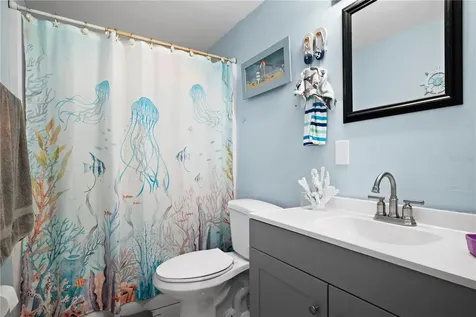 10116 Enchanted Oaks Court Tampa FL 33615