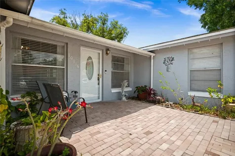 10116 Enchanted Oaks Court Tampa FL 33615