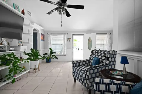 10116 Enchanted Oaks Court Tampa FL 33615