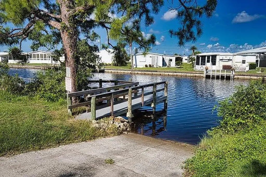 405 Chiquita North Port FL 34287