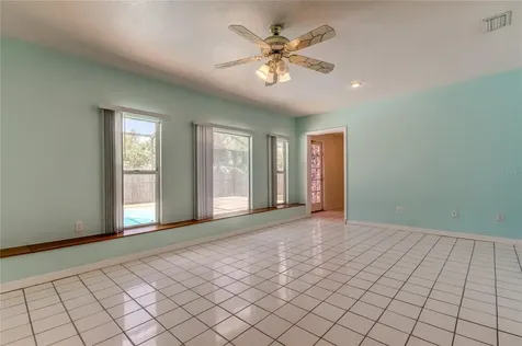 5880 42nd Way N St Petersburg FL 33714
