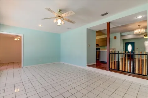 5880 42nd Way N St Petersburg FL 33714