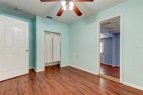 5880 42nd Way N St Petersburg FL 33714