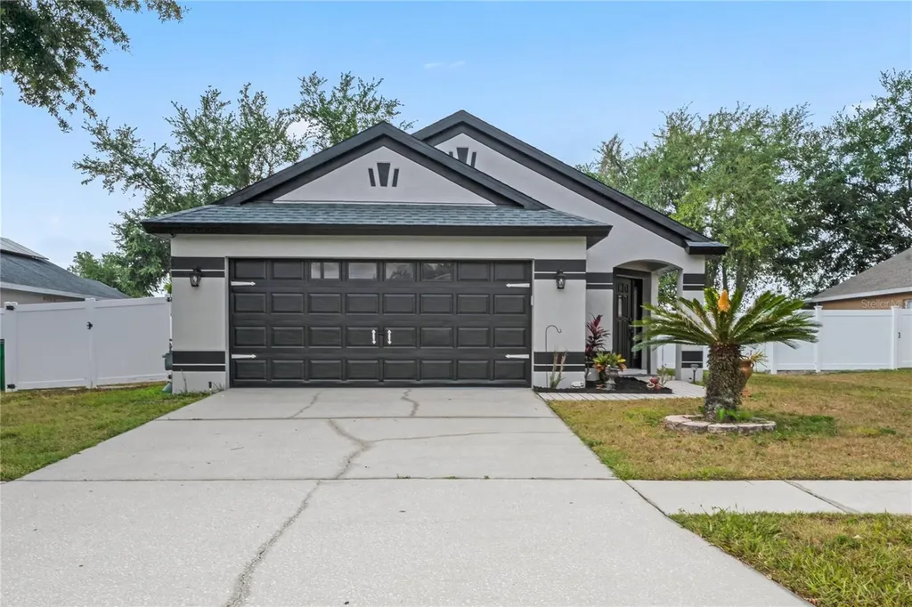 24820 Laurel Ridge Drive Lutz FL 33559