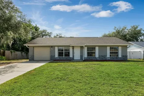 960 Trellis Avenue Deltona FL 32738