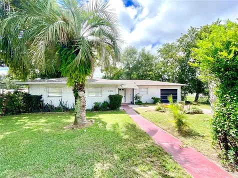 2308 Lake Helen Osteen Road Deltona FL 32738