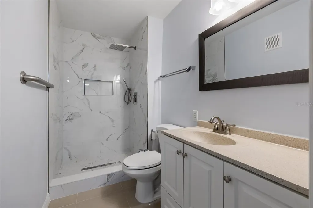 5660 80th Street N St Petersburg FL 33709