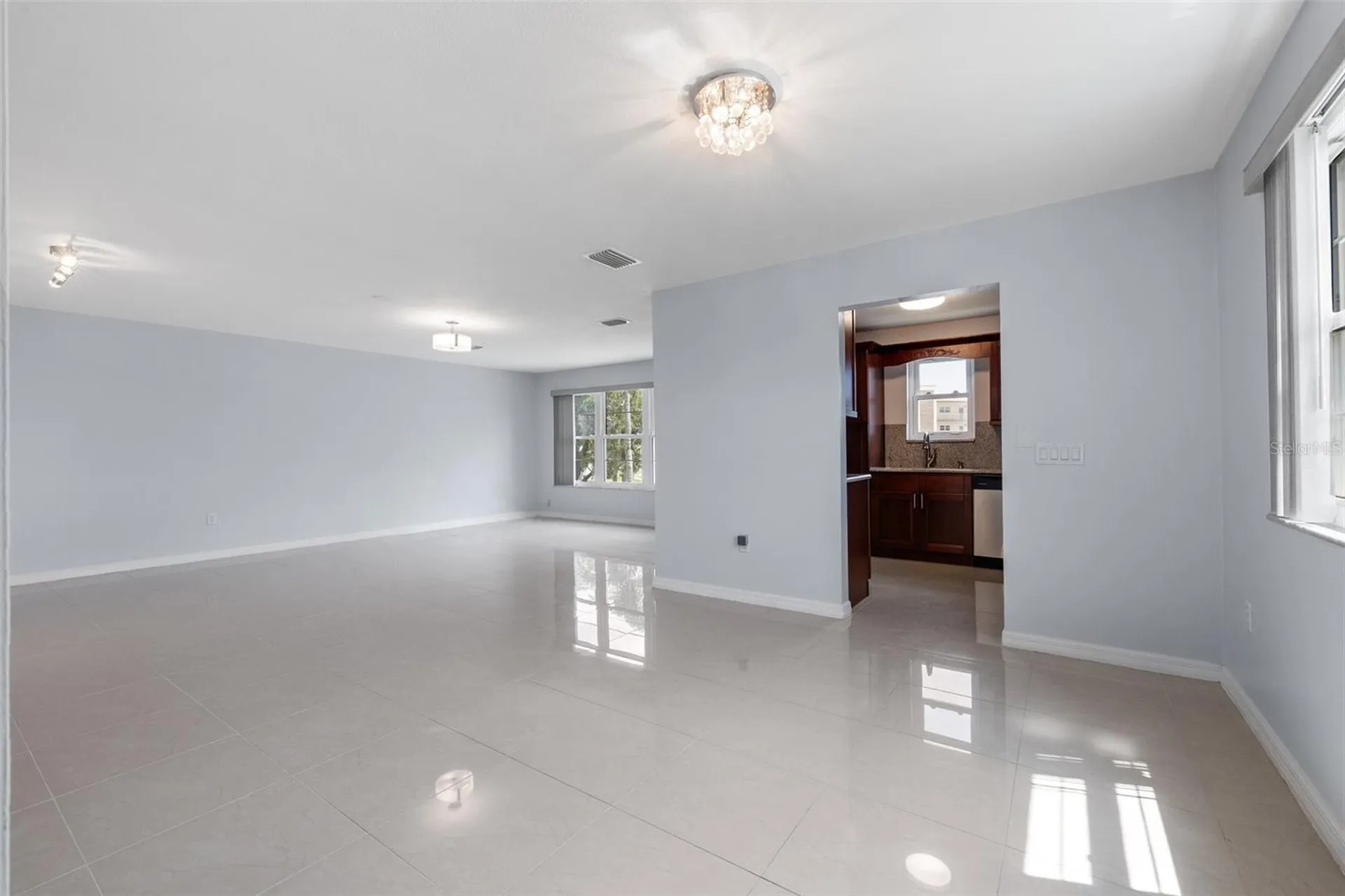 5660 80th Street N St Petersburg FL 33709
