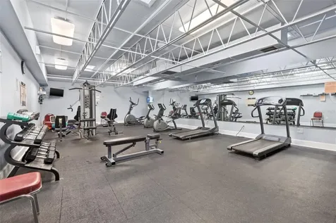 5660 80th Street N St Petersburg FL 33709