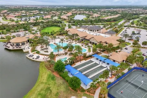 7331 Summerland Cove Bradenton FL 34202