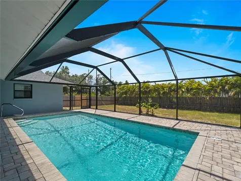1000 Iowa Avenue Englewood FL 34223