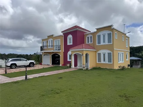 Camino Los Nieves Los Nieves 447 Int Isabela PR 00662