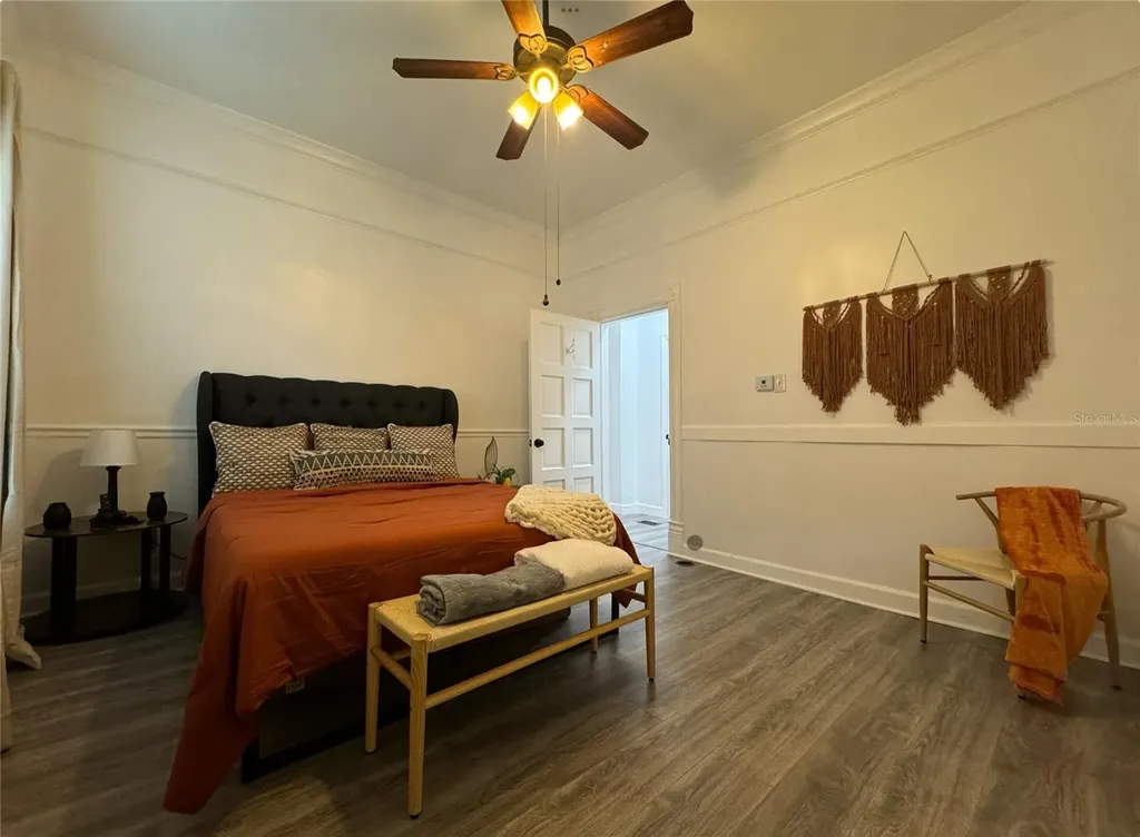 609 W Azeele Street Tampa FL 33606