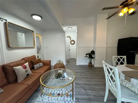 609 W Azeele Street Tampa FL 33606