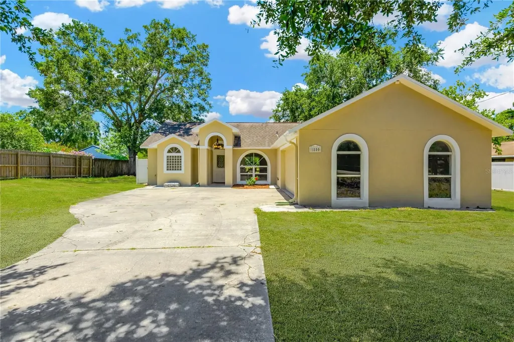 1850 Lakewood Drive Brandon FL 33510
