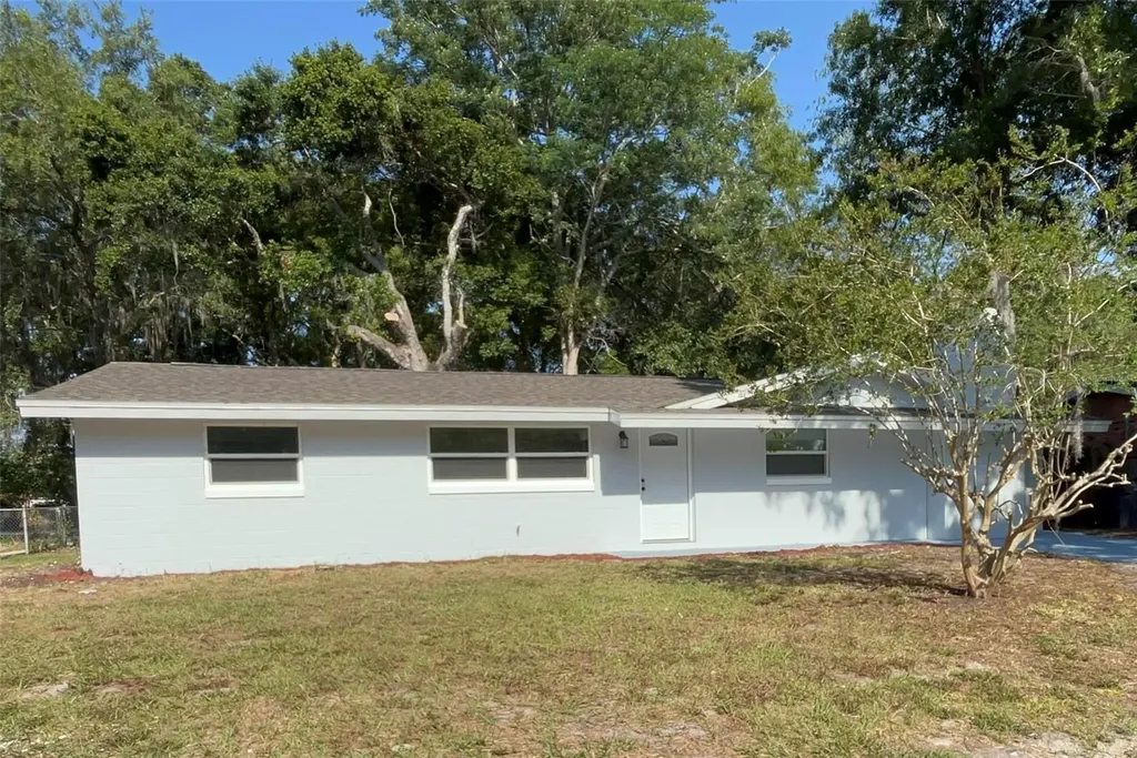 5740 Driftwood Drive Lakeland FL 33809