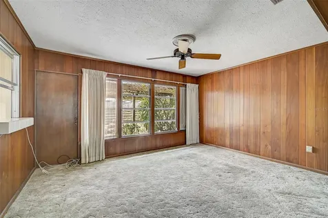 2430 Sunnyside Lane Sarasota FL 34239