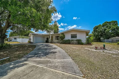 2430 Sunnyside Lane Sarasota FL 34239