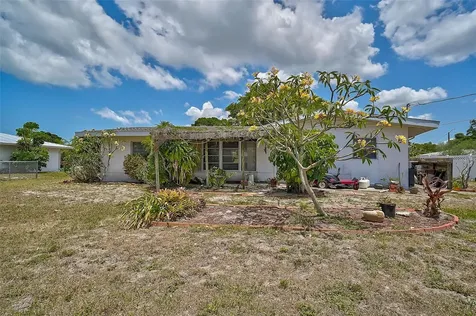 2430 Sunnyside Lane Sarasota FL 34239