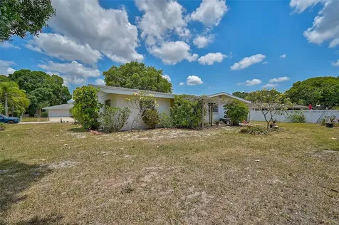2430 Sunnyside Lane Sarasota FL 34239
