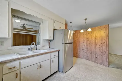 2430 Sunnyside Lane Sarasota FL 34239