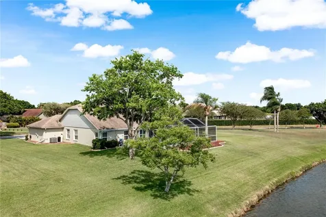 1527 Lions Club Drive Brandon FL 33511