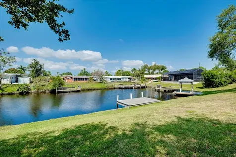 6301 Pontiac Lane North Port FL 34287
