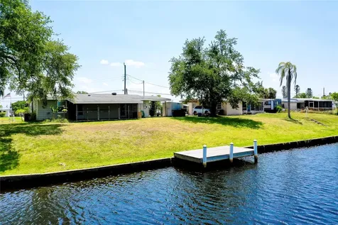 6301 Pontiac Lane North Port FL 34287