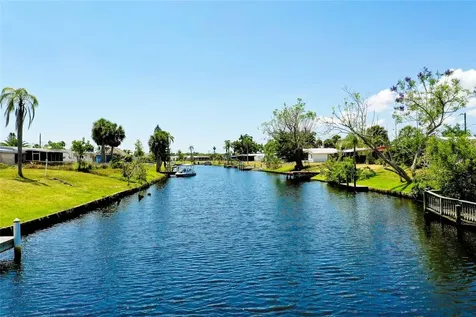 6301 Pontiac Lane North Port FL 34287